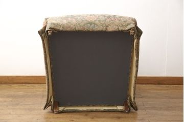 中古　美品　DREXEL HERITAGE(ドレクセルヘリテイジ)　クラシカルな雰囲気を醸し出す1人掛けソファ(一人掛けソファ、アームチェア)(R-056338)