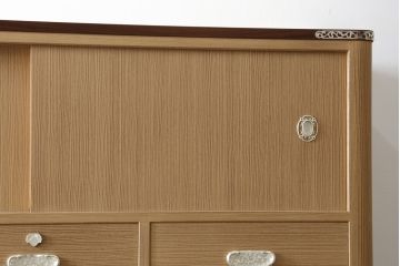 中古　美品　伝統工芸品　大阪泉州　桑材のアクセントがモダンな雰囲気を醸し出す総桐箪笥(胴丸)(総桐たんす、引き出し、チェスト、衣装箪笥、和タンス)(定価約250万円)(R-056341)