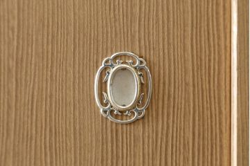 中古　美品　伝統工芸品　大阪泉州　桑材のアクセントがモダンな雰囲気を醸し出す総桐箪笥(胴丸)(総桐たんす、引き出し、チェスト、衣装箪笥、和タンス)(定価約250万円)(R-056341)
