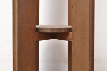 和製アンティーク　回転式　ユニークなデザインが個性的な縦型飾り台(展示台、サイドテーブル、店舗什器)(R-056347)