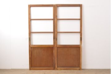 アンティーク建具　木の温かみが感じられる昭和レトロなガラス戸2枚セット(引き戸)(R-056353)