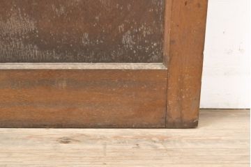 アンティーク建具　ガラス窓付き　ノスタルジックな雰囲気漂うレトロな木製ドア1枚(扉)(R-056356)