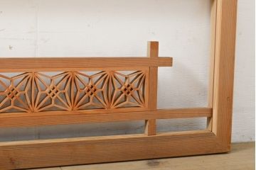 アンティーク建具　凛とした組子細工が印象的!組子入り欄間1枚(明り取り、明かり取り)(R-056378)