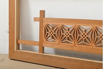 アンティーク建具　凛とした組子細工が印象的!組子入り欄間1枚(明り取り、明かり取り)(R-056378)