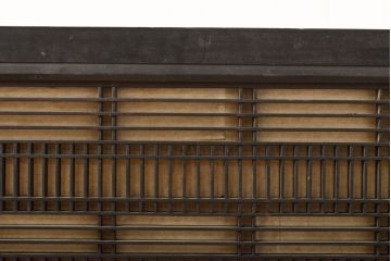 アンティーク建具　希少　1836年頃　縦横の緻密な格子が目を引く組子欄間1枚(明り取り、明かり取り)(R-056381)