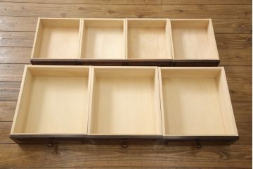 中古　美品　三越百貨店　安芸民芸家具　和モダンなお部屋づくりにピッタリな二段重ね食器棚(定価約70万円)(戸棚、収納棚、キャビネット)(R-056391)