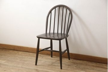 イギリスビンテージ　ERCOL(アーコール)　フープバック　シックな木肌のダイニングチェア(ウィンザーチェア、ワークチェア、椅子、ヴィンテージ、ウインザーチェア)(R-056404)