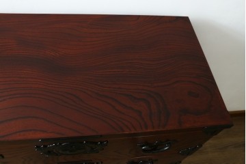 中古　美品　岩谷堂箪笥　力強い木目と凝った金具が美しい収納箪笥　(R-056406)