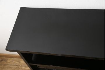 中古　美品　繊細な花の図柄が趣を感じさせる総漆塗り飾り棚(定価推定50万円)(茶棚、戸棚、収納棚)(R-056417)