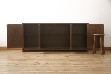 中古　美品　国産高級工芸家具　タモ材　松本民芸風　シンプルで洗練された佇まいの朝鮮棚サイドボード(収納棚、戸棚、キャビネット)(R-056424)