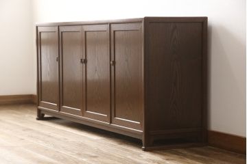 中古　美品　国産高級工芸家具　タモ材　松本民芸風　シンプルで洗練された佇まいの朝鮮棚サイドボード(収納棚、戸棚、キャビネット)(R-056424)