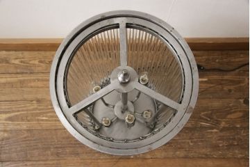 中古　美品　アスプルンド(ASPULUND)取り扱い　イギリス製　HALO(ハロ)　インダストリアルな高級フロアスタンド(テーブルスタンド、照明、フロアライト)(R-056425)