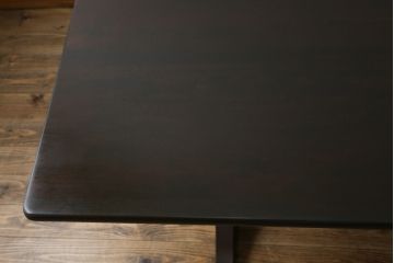 中古　松本民芸家具　クラシカルな脚がおしゃれなT型食卓(ダイニングテーブル、4人掛け、6人掛け)(R-056427)