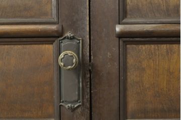 アンティーク建具　迫力のある佇まい!洋館の両開きドア1対(扉、ドア2枚セット)(R-056466)