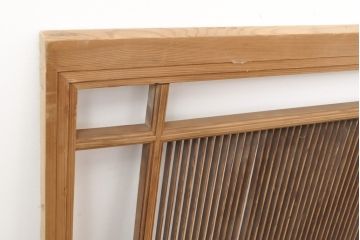 アンティーク建具　和モダン　繊細な縦格子が美しい欄間1枚(明り取り、ディスプレイ)(R-056469)