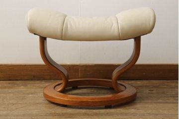 中古　美品　EKORNES(エコーネス)　本革　メイフェア　ストレスレスチェア(S)オットマン付き(定価約28万円)(リクライニングチェア、アームチェア、椅子)(R-056509)