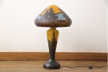 中古　エミールガレ風　自然の情景を描いた美しいテーブルスタンド(テーブルライト、ランプ、照明)(R-056510)