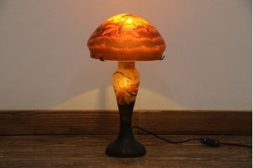 中古　エミールガレ風　トンボと自然の情景を描いた美しいテーブルスタンド(テーブルライト、ランプ、照明)(R-056511)