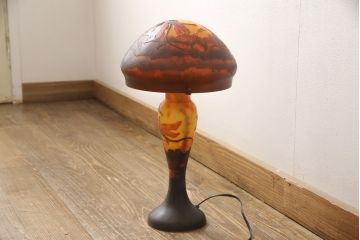 中古　エミールガレ風　トンボと自然の情景を描いた美しいテーブルスタンド(テーブルライト、ランプ、照明)(R-056511)