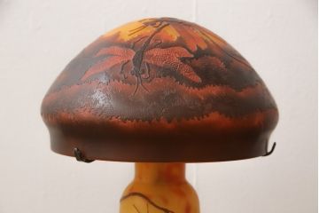 中古　エミールガレ風　トンボと自然の情景を描いた美しいテーブルスタンド(テーブルライト、ランプ、照明)(R-056511)