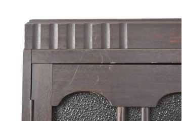 和製アンティーク　大正ロマン　扉や取っ手がおしゃれ!色ガラス・レトロガラス入り本箱(食器棚、書棚、キャビネット、ブックケース)(R-056517)