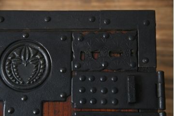 和製アンティーク　明治大正期　堅牢な金具・造りが素晴らしい船箪笥(掛硯型、懸硯型、時代箪笥、和たんす、小物収納、小箪笥)(R-056518)