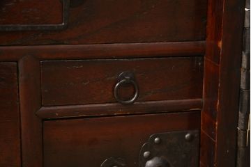 和製アンティーク　総欅材製　堅牢な金具・造りが素晴らしい船箪笥(掛硯型、懸硯型、時代箪笥、和たんす、小物収納、小箪笥)(R-056519)