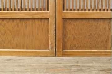 アンティーク建具 裏障子付き 明るい木味の格子戸4枚セット(引き戸、障子戸)(R-056521)