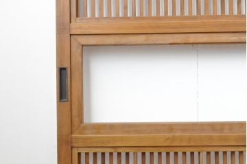 アンティーク建具 裏障子付き 明るい木味の格子戸4枚セット(引き戸、障子戸)(R-056521)