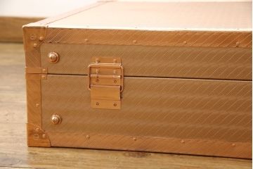 中古　美品　希少な廃盤品!BALS東京　森田恭通デザインの上品なトランクケース(収納、ボックス)(定価約20万円)(R-056526)