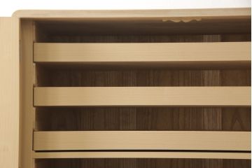 中古　洗練された佇まいが美しい加茂総桐箪笥(胴厚)(総桐たんす、引き出し、チェスト、着物箪笥、和タンス)(R-056530)