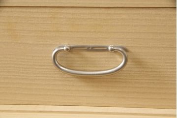 中古　洗練された佇まいが美しい加茂総桐箪笥(胴厚)(総桐たんす、引き出し、チェスト、着物箪笥、和タンス)(R-056530)
