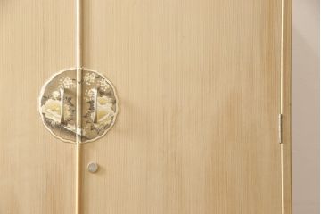 中古　洗練された佇まいが美しい加茂総桐箪笥(胴厚)(総桐たんす、引き出し、チェスト、着物箪笥、和タンス)(R-056530)