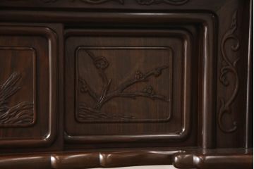 中古 民芸家具　国産　指物工芸　総紫檀(シタン)材　谷川作　彫刻に凝った飾り棚(茶棚、茶箪笥、戸棚、収納棚)(R-056533)