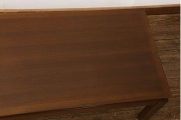 デンマークビンテージ　北欧家具　チーク材製　横長サイズのセンターテーブル(ローテーブル、ヴィンテージ)(R-056549)