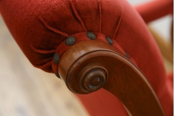 中古　横浜ダニエル(daniel)　ヨーロピアンな部屋づくりにおすすめ!ブーツワイドアームチェア　定価約30万円　(R-056566)