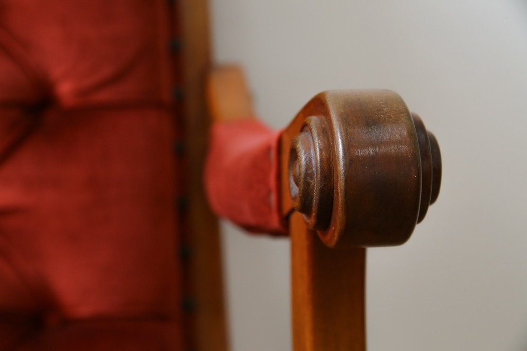 中古　横浜ダニエル(daniel)　ヨーロピアンな部屋づくりにおすすめ!ブーツワイドアームチェア　定価約30万円　(R-056566)