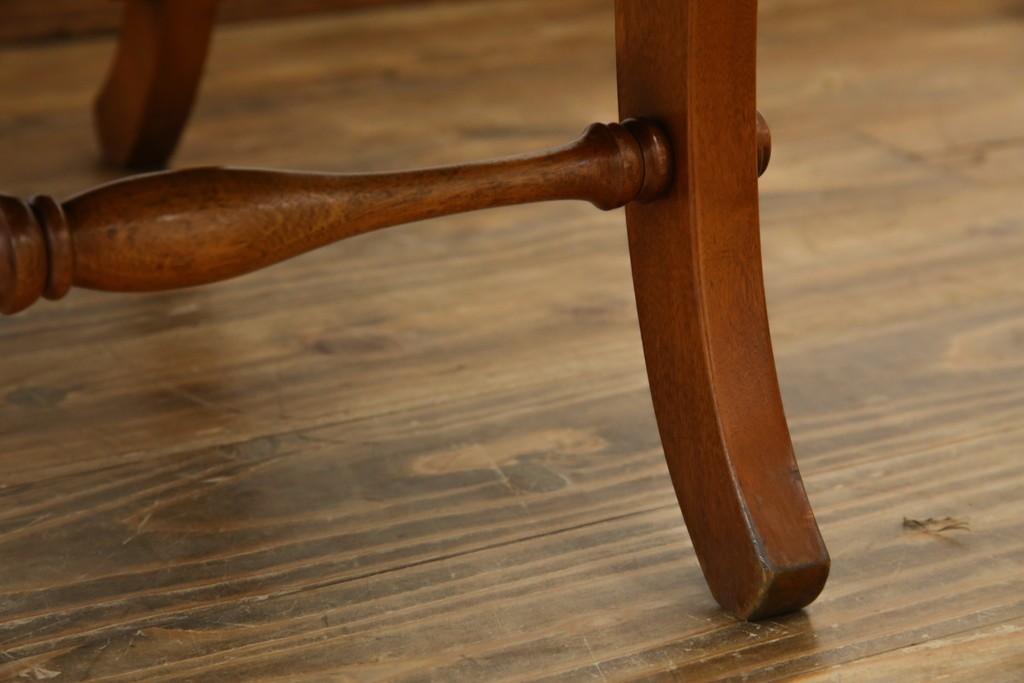 中古　横浜ダニエル(daniel)　ヨーロピアンな部屋づくりにおすすめ!ブーツワイドアームチェア　定価約30万円　(R-056566)