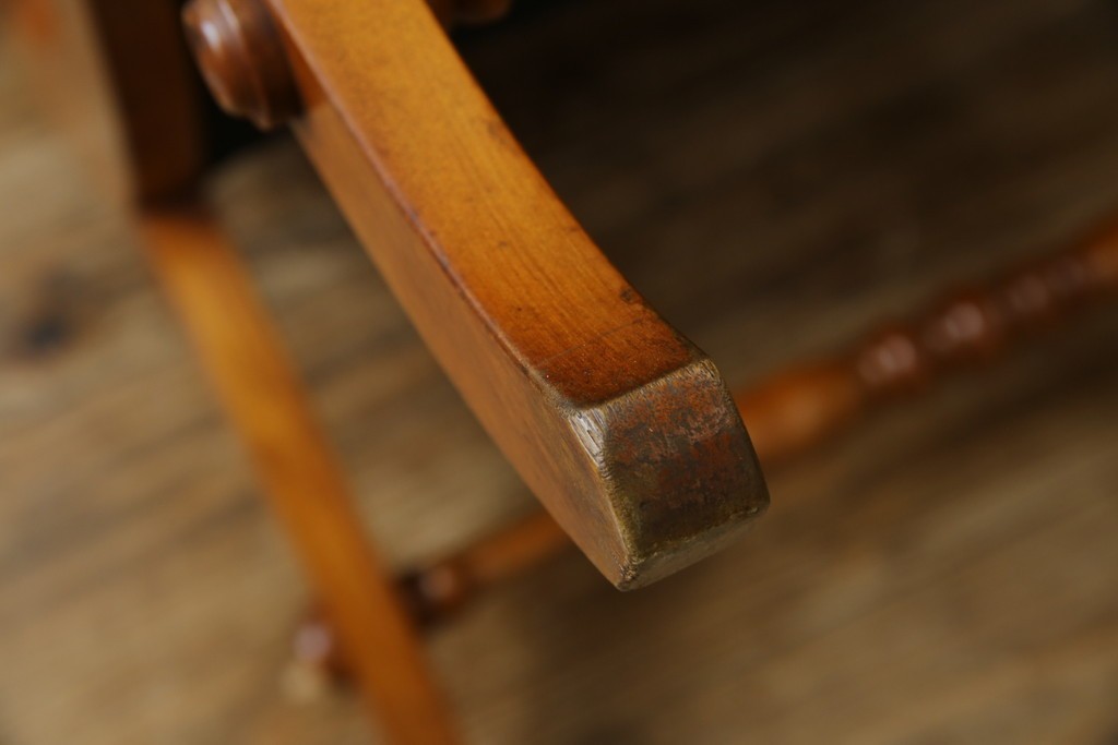 中古　横浜ダニエル(daniel)　ヨーロピアンな部屋づくりにおすすめ!ブーツワイドアームチェア　定価約30万円　(R-056566)