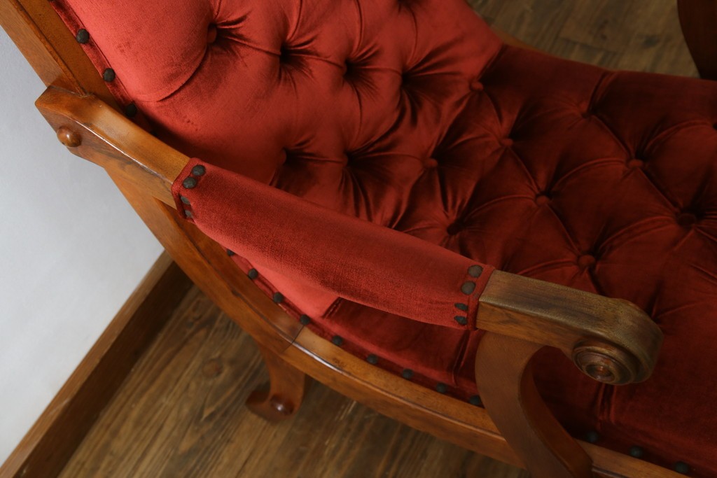 中古　横浜ダニエル(daniel)　ヨーロピアンな部屋づくりにおすすめ!ブーツワイドアームチェア　定価約30万円　(R-056566)