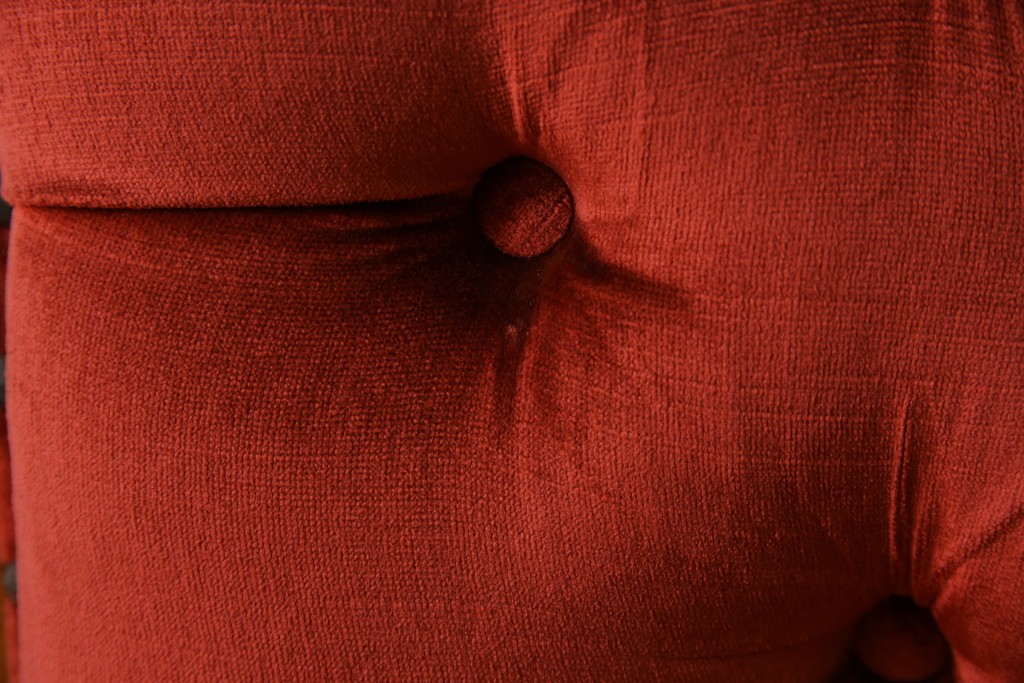 中古　横浜ダニエル(daniel)　ヨーロピアンな部屋づくりにおすすめ!ブーツワイドアームチェア　定価約30万円　(R-056566)