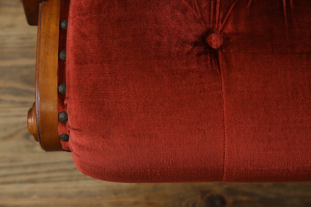 中古　横浜ダニエル(daniel)　ヨーロピアンな部屋づくりにおすすめ!ブーツワイドアームチェア　定価約30万円　(R-056566)