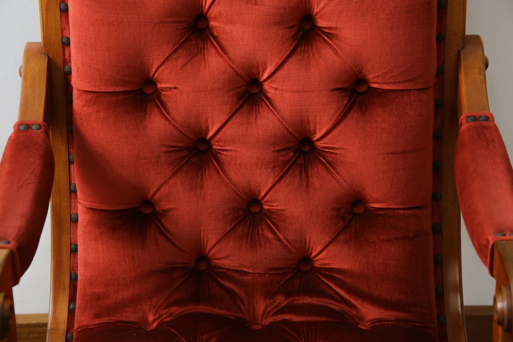 中古　横浜ダニエル(daniel)　ヨーロピアンな部屋づくりにおすすめ!ブーツワイドアームチェア　定価約30万円　(R-056567)