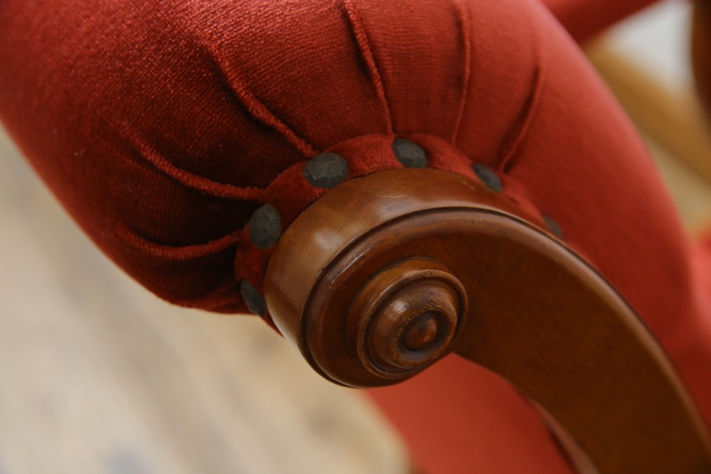 中古　横浜ダニエル(daniel)　ヨーロピアンな部屋づくりにおすすめ!ブーツワイドアームチェア　定価約30万円　(R-056567)