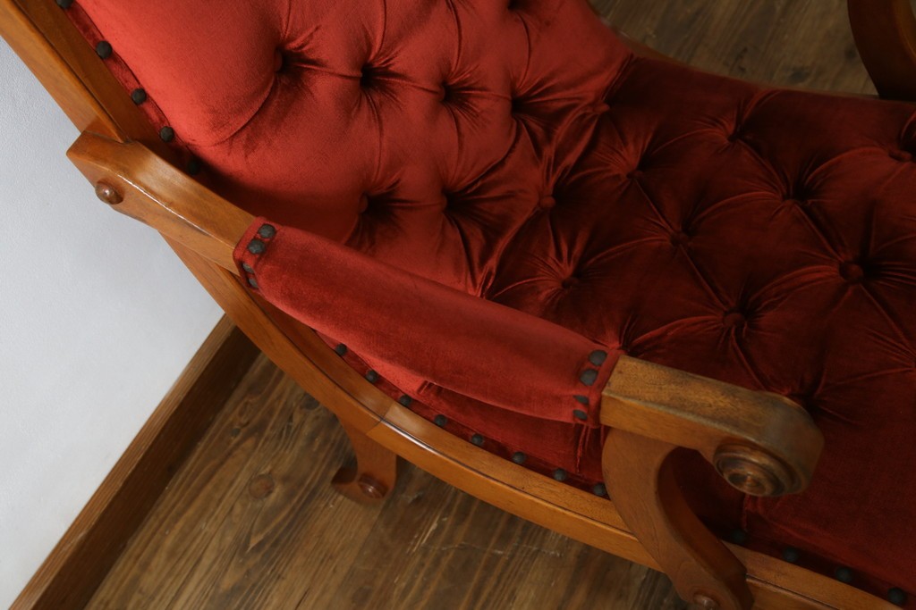 中古　横浜ダニエル(daniel)　ヨーロピアンな部屋づくりにおすすめ!ブーツワイドアームチェア　定価約30万円　(R-056567)