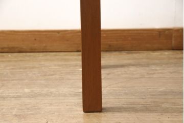デンマークビンテージ　北欧家具　チーク材製の小ぶりなセンターテーブル(ローテーブル、コーヒーテーブル、サイドテーブル、ヴィンテージ)(R-056569)