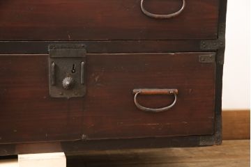 アンティーク　大正期　時代を重ねた味わいがステキな刀箪笥ローチェスト(ローボード、時代箪笥、和たんす)(R-056603)