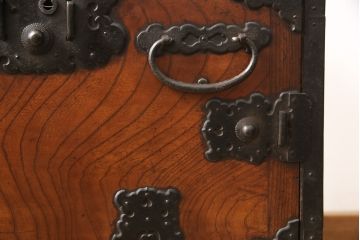 和製アンティーク　江戸明治期　極上!三方欅材製の酒田船箪笥(帳箱、時代箪笥、和たんす、小物収納、小箪笥)(R-056608)