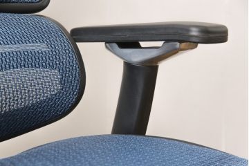 中古　美品　Ergohuman PRO(エルゴヒューマン・プロ)　メッシュ　在宅ワーク用にもおすすめ!　スタイリッシュなワークチェア(アームチェア、椅子、イス)(R-056611)