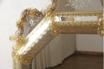 高級品　希少　イタリアビンテージ　可憐なフラワーグラスのウォールミラー(壁掛け鏡、ヴィンテージ)(R-056632)